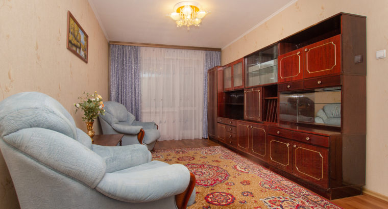 Продам 2- комнатную квартиру по ул. Карла Маркса 147