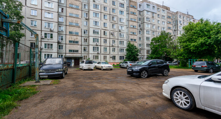 Продам трехкомнатную квартиру по ул. Карла Маркса, д. 117 в г. Хабаровске