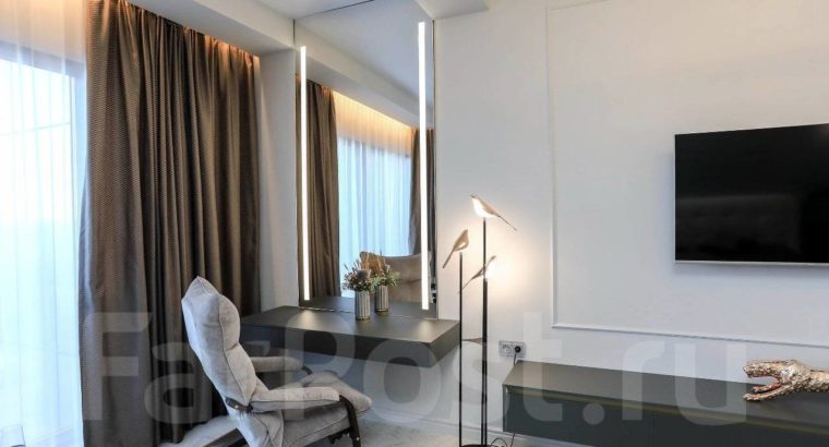 Продается 3-комнатная квартира в ЖК Аквамарин на 21 Этаже во Владивостоке