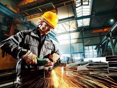 Завод по изготовлению металлоконструкций приглашает на работу слесарей по сборке металлоконструкций.